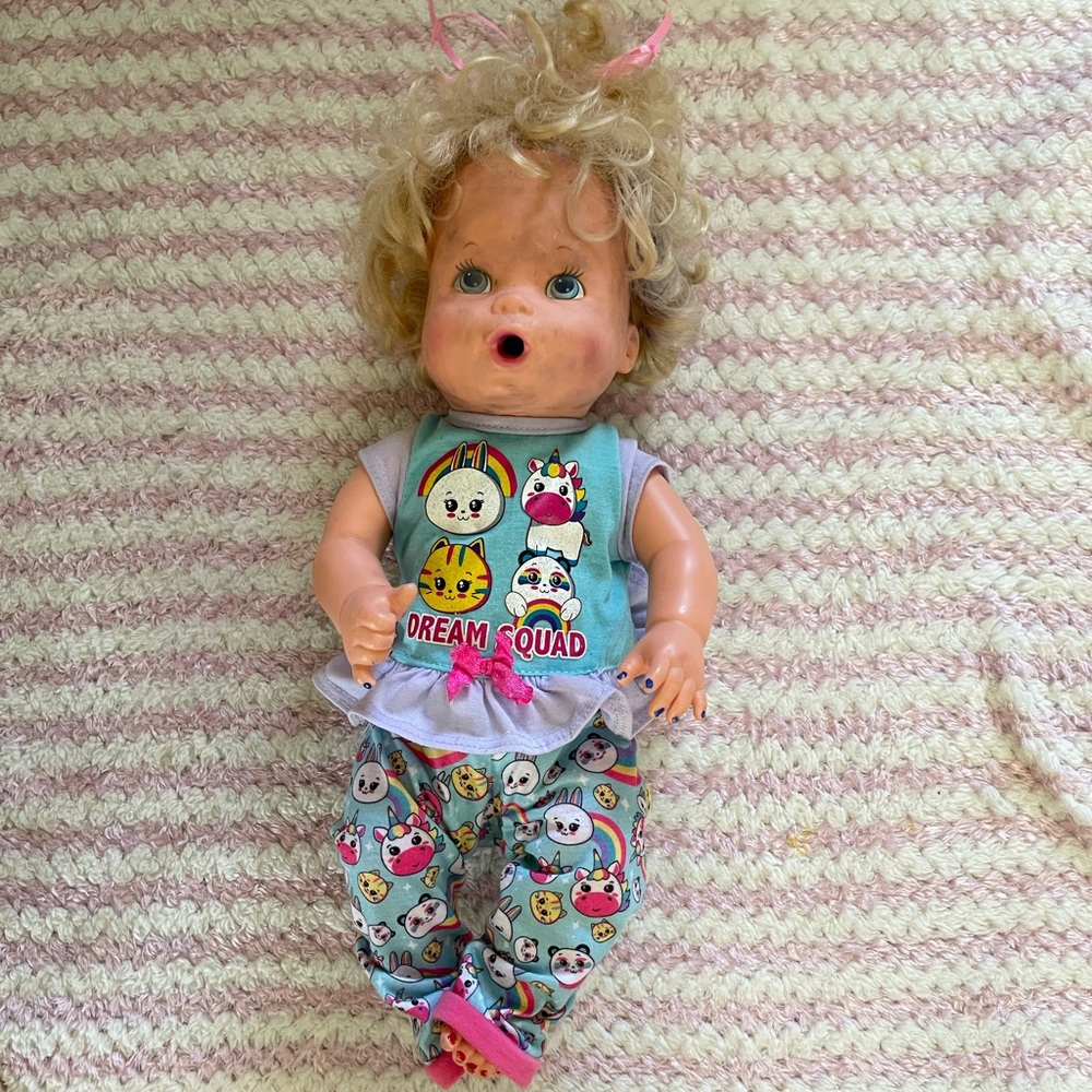 Dream Squad Doll with Colorful Outfit